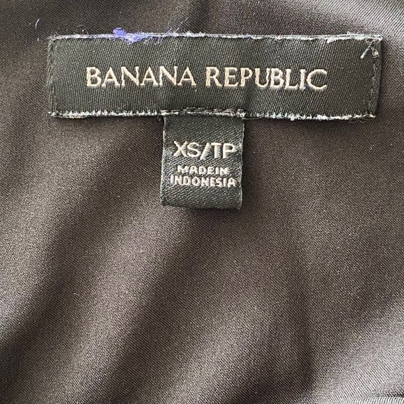 Banana Republic Petite Solid Strappy Camisole - Picture 3 of 4